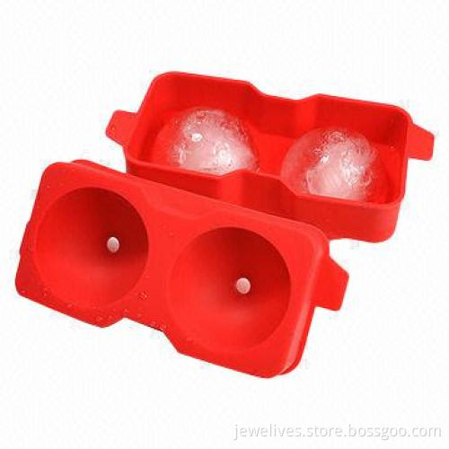 Spherical silicone ice ball maker for whiskey drinking